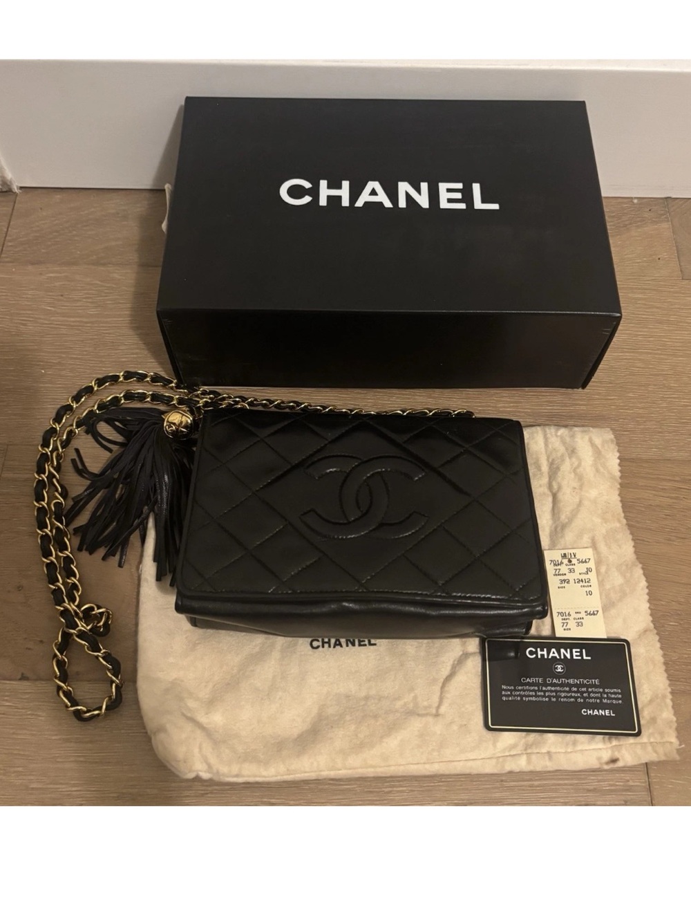 Chanel Diamond Quilt Flap Bag With Logo Box, Dust Bag & Card - Picture 3 of 13